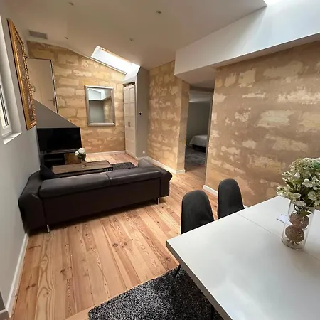 Appartement Saint-michel Atypical Stone-wall By Mey Agency Bordeaux
