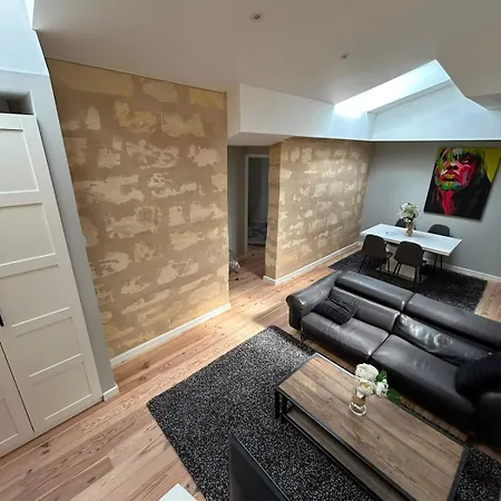 Appartement Saint-michel Atypical Stone-wall By Mey Agency *